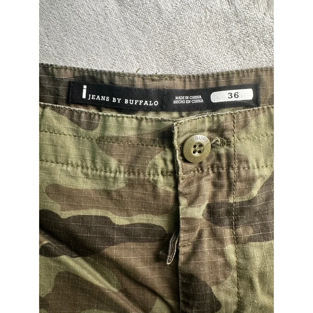 Buffalo David Bitton Camo‎ Cargo Shorts Mens 36 12